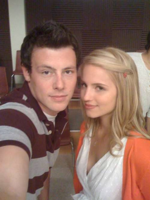 quinn from glee looks naturally pretty